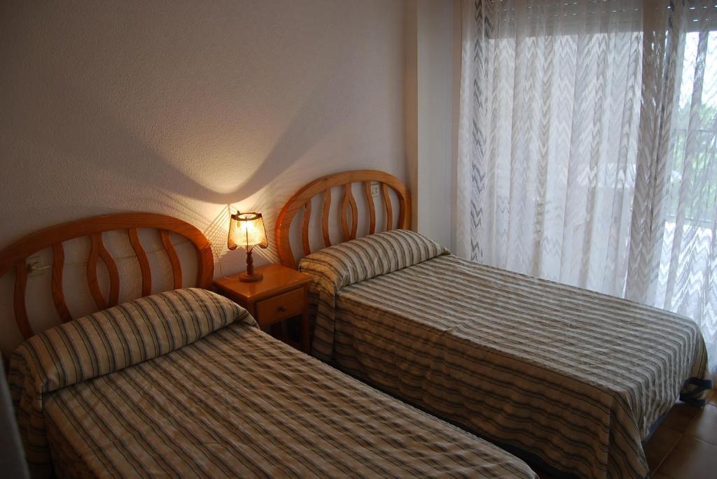 Apartamentos Góndolas V.v. La Manga del Mar Menor Quarto foto